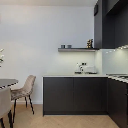 Apartament#16